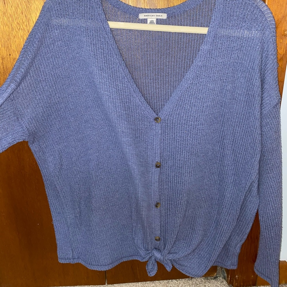 American Eagle sweater with buttons and a tie